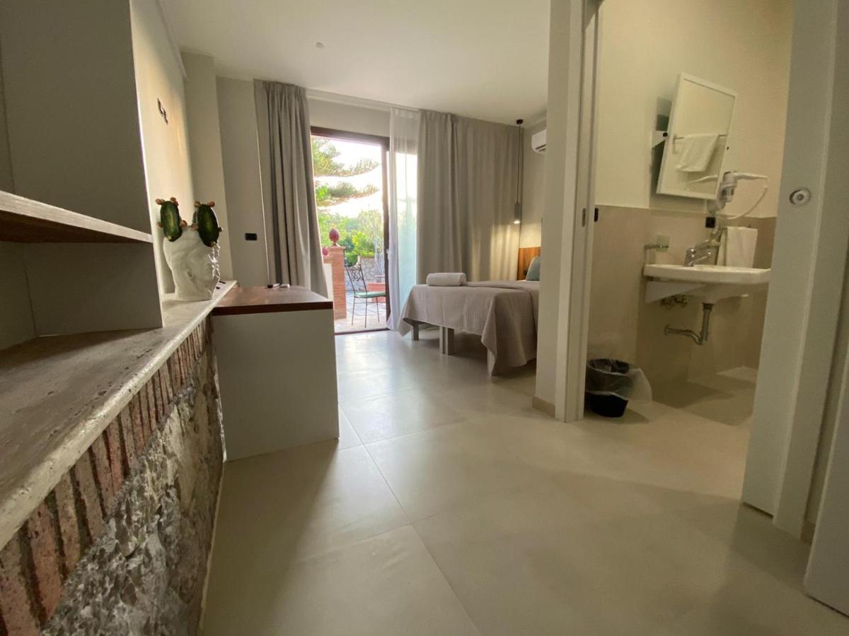 Villa Antonino Giardini Naxos Exterior foto